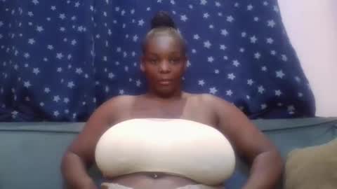 Snapshot of ebonymayahh chatting on May 2026 01:16:02 PM ebonymayahh online show from May 2026 01:16:02 PM