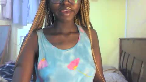 Ebonymuse2 online show from April 2026 09:30:02 PM