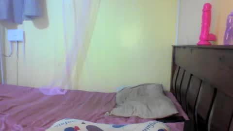 Ebonymuse2 online show from May 2026 09:11:02 PM