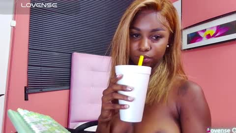 Snapshot of ebonyndsavage chatting on February 2025 12:51:01 AM ebonyndsavage online show from February 2025 12:51:01 AM