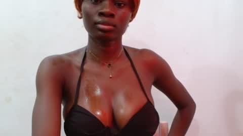 queen online show from March 2026 06:12:02 PM