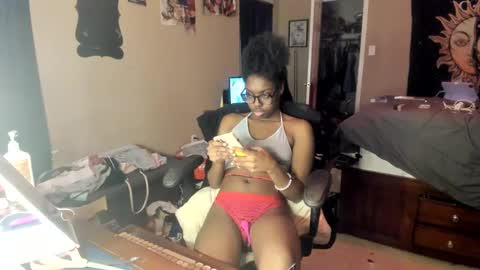 Princess Cecila online show from January 2025 04:49:02 AM