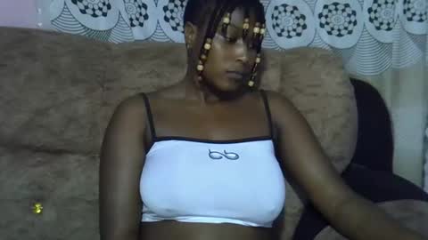pretty online show from May 2026 09:34:02 PM