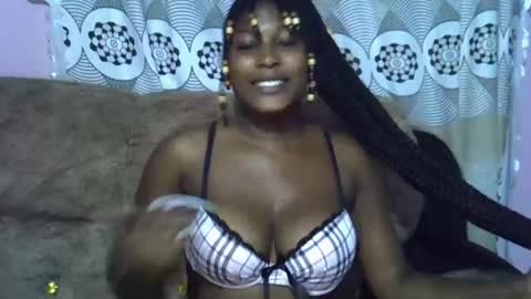 pretty online show from May 2026 10:49:02 PM