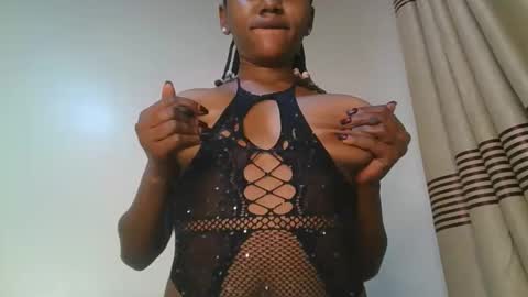 ebonyslut09 online show from April 2026 01:18:01 AM