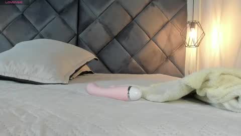 Snapshot of ebonyx40 chatting on May 2026 11:06:01 AM ebonyx40 online show from May 2026 11:06:01 AM