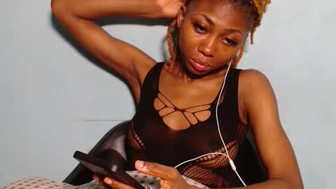 Snapshot of ebonyxxbabe chatting on November 2025 10:19:01 PM ebonyxxbabe online show from November 2025 10:19:01 PM