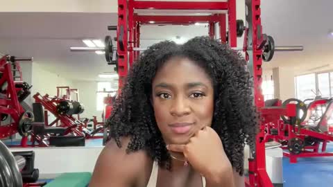 Hello ur muscle mommy Ivonne 3 online show from January 2025 09:43:01 PM