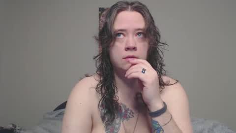 Weird Echo online show from February 2025 02:05:02 AM