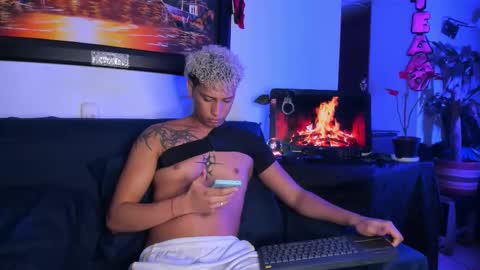 Snapshot of ecstasyx2_23 chatting on March 2026 05:24:01 AM ecstasyx2_23 online show from March 2026 05:24:01 AM