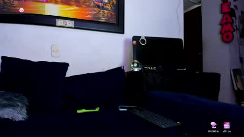 Snapshot of ecstasyx2_23 chatting on May 2026 12:01:01 PM ecstasyx2_23 online show from May 2026 12:01:01 PM