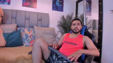 edahi1386 online show from September 2025 03:28:02 PM