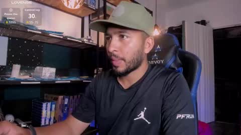 edahi1386 online show from December 2025 02:53:02 AM