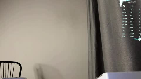 Mia online show from March 2026 04:21:01 PM