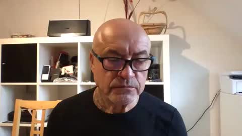 Snapshot of eddelmar chatting on February 2025 09:10:01 AM eddelmar online show from February 2025 09:10:01 AM