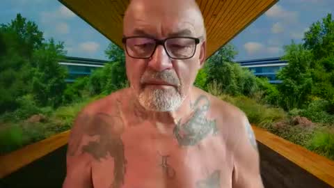 Snapshot of eddelmar chatting on September 2025 06:45:02 AM eddelmar online show from September 2025 06:45:02 AM