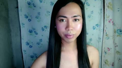 Snapshot of eddfox001 chatting on April 2026 03:05:01 PM eddfox001 online show from April 2026 03:05:01 PM