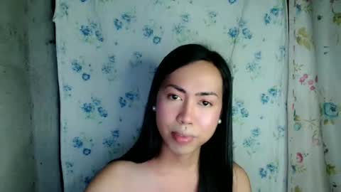 Snapshot of eddfox001 chatting on April 2026 01:03:02 PM eddfox001 online show from April 2026 01:03:02 PM