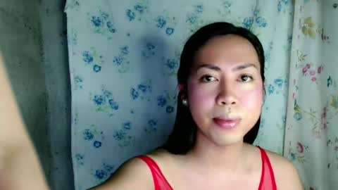 Snapshot of eddfox001 chatting on May 2026 12:10:01 PM eddfox001 online show from May 2026 12:10:01 PM