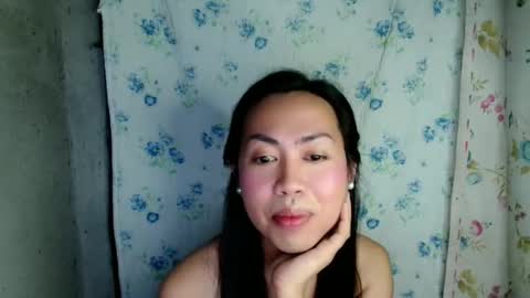 Snapshot of eddfox001 chatting on May 2026 04:04:02 PM eddfox001 online show from May 2026 04:04:02 PM