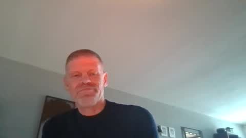 eddie4767 online show from October 2025 09:29:01 AM