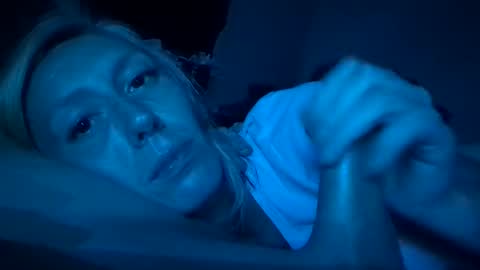 kaylaedenblake online show from October 2025 05:59:01 AM