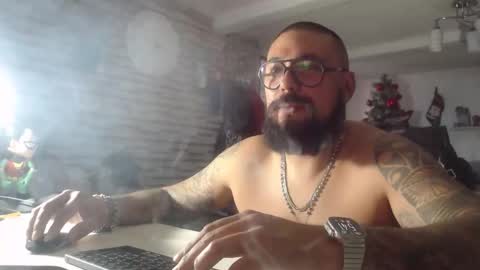 edgarram83 online show from January 2026 11:40:02 PM