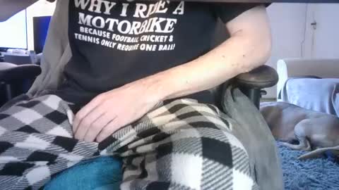 Snapshot of edged_biker chatting on January 2025 02:06:01 PM edged biker online show from January 2025 02:06:01 PM