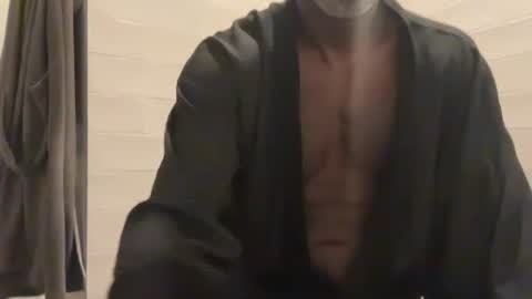 Dad online show from November 2025 05:52:01 PM