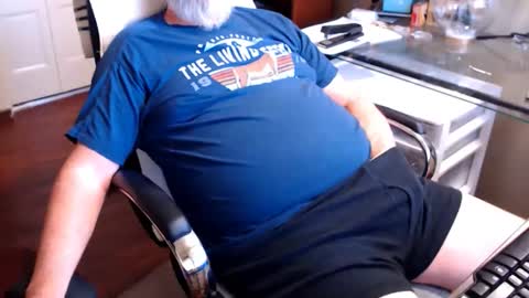 Snapshot of edginginedmonton chatting on November 2025 07:16:01 PM edginginedmonton online show from November 2025 07:16:01 PM