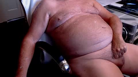 Snapshot of edginginedmonton chatting on November 2025 08:42:01 PM edginginedmonton online show from November 2025 08:42:01 PM