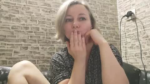 Snapshot of edithmanning chatting on December 2024 01:22:02 PM edithmanning online show from December 2024 01:22:02 PM