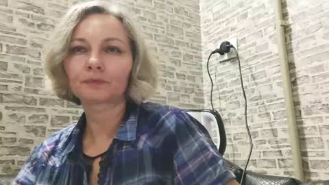 Snapshot of edithmanning chatting on January 2025 03:06:01 PM edithmanning online show from January 2025 03:06:01 PM