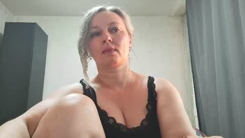Snapshot of edithmanning chatting on July 2026 05:52:01 PM edithmanning online show from July 2026 05:52:01 PM