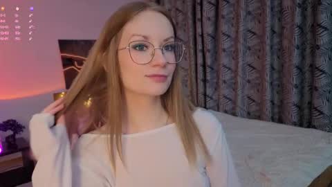 Edlin Gali online show from October 2025 02:39:02 PM