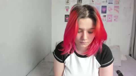 Snapshot of edna_dana chatting on February 2025 06:45:01 PM Edna online show from February 2025 06:45:01 PM