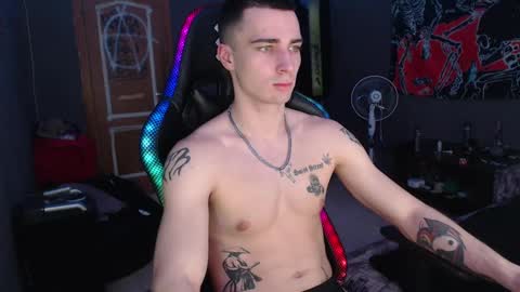 Eduar online show from February 2025 01:03:01 PM