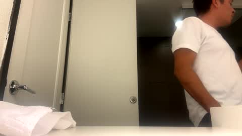 Snapshot of eduardo0084 chatting on February 2025 05:37:02 AM eduardo0084 online show from February 2025 05:37:02 AM