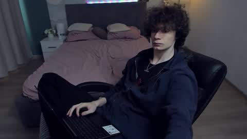 edvardblare online show from September 2025 02:50:02 PM