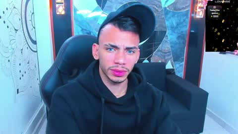 Snapshot of edward_24_ chatting on January 2025 04:21:01 AM Edward Colleman online show from January 2025 04:21:01 AM