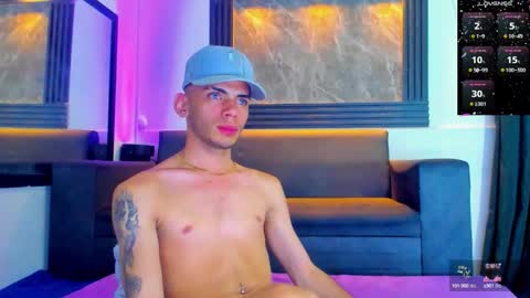 Snapshot of edward_24_ chatting on September 2025 04:44:01 AM Edward Colleman online show from September 2025 04:44:01 AM