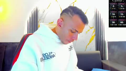 Snapshot of edward_24_ chatting on October 2025 03:40:02 AM Edward Colleman online show from October 2025 03:40:02 AM