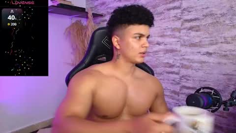 Snapshot of edward__clarck chatting on October 2025 12:08:01 AM EDWARD CLARCK online show from October 2025 12:08:01 AM