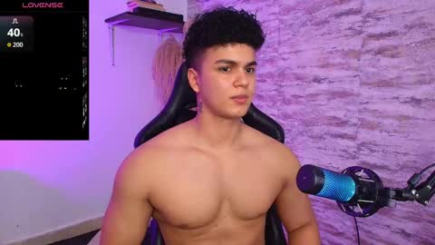 Snapshot of edward__clarck chatting on October 2025 12:21:02 AM EDWARD CLARCK online show from October 2025 12:21:02 AM