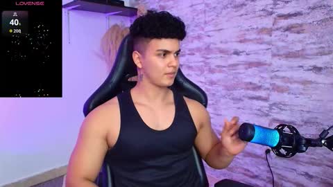 Snapshot of edward__clarck chatting on November 2025 07:09:02 AM EDWARD CLARCK online show from November 2025 07:09:02 AM