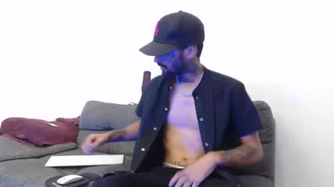 Snapshot of edward_johnsonn chatting on September 2025 12:50:01 PM edward_johnsonn online show from September 2025 12:50:01 PM