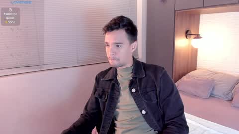 Eduardo online show from January 2025 03:23:02 AM