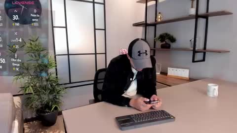 Eduardo online show from January 2025 03:34:02 AM