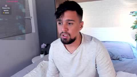 Eduardo online show from September 2025 04:38:02 AM