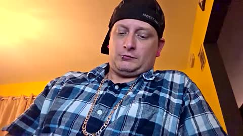 Snapshot of edwardaims_2please chatting on October 2025 01:17:02 AM edwardaims_2please online show from October 2025 01:17:02 AM